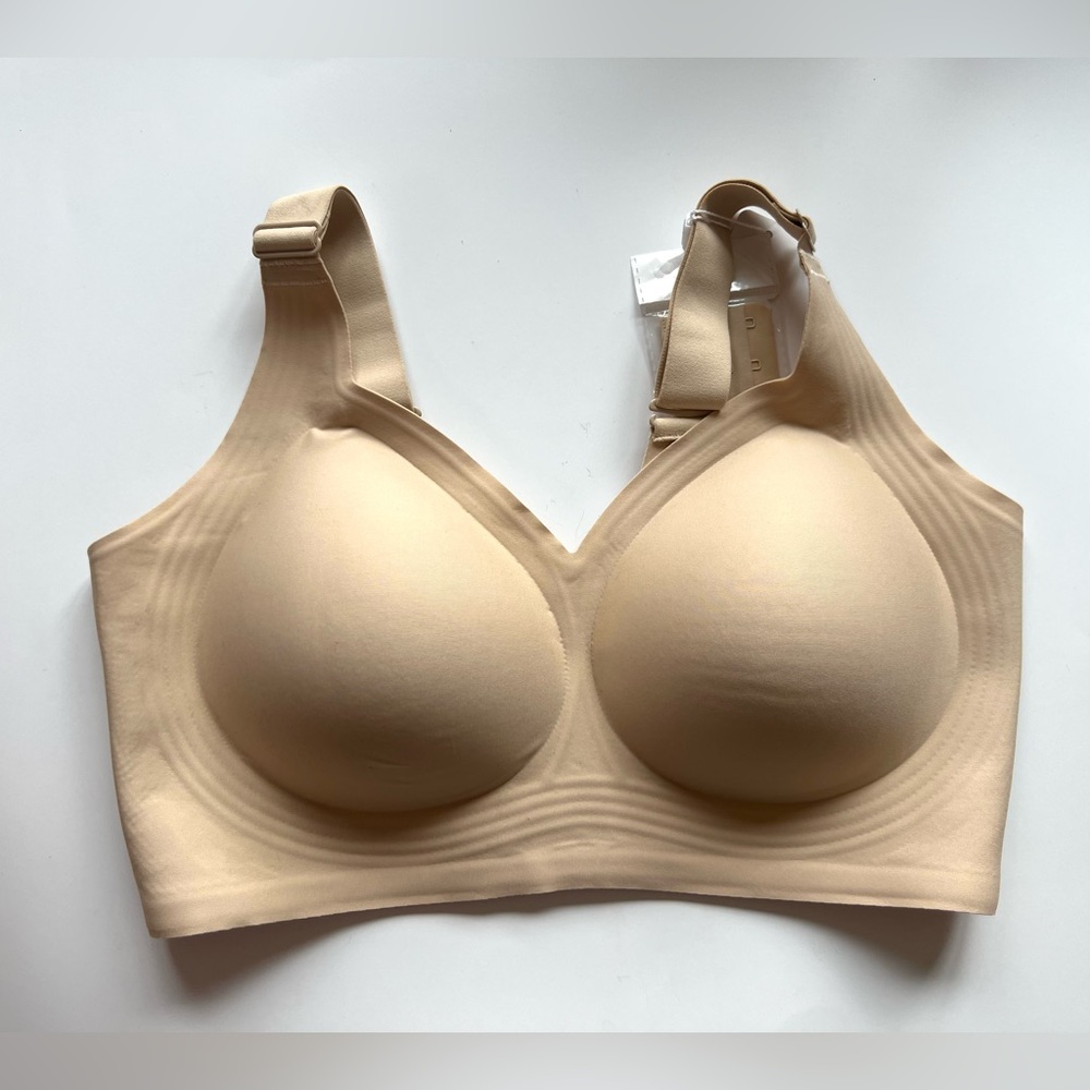 Women's nude pale Seamless Bra t shirt bra no wire xl